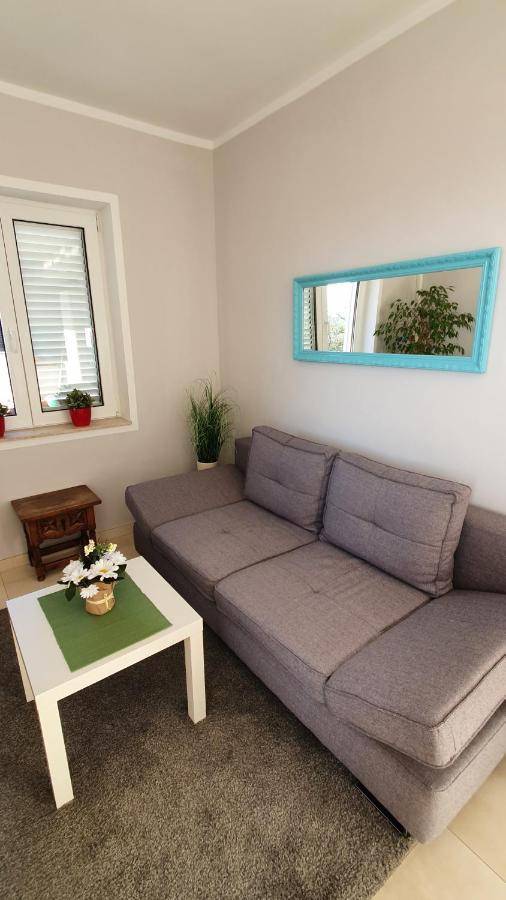 Apartments Ruzic Njivice Room photo